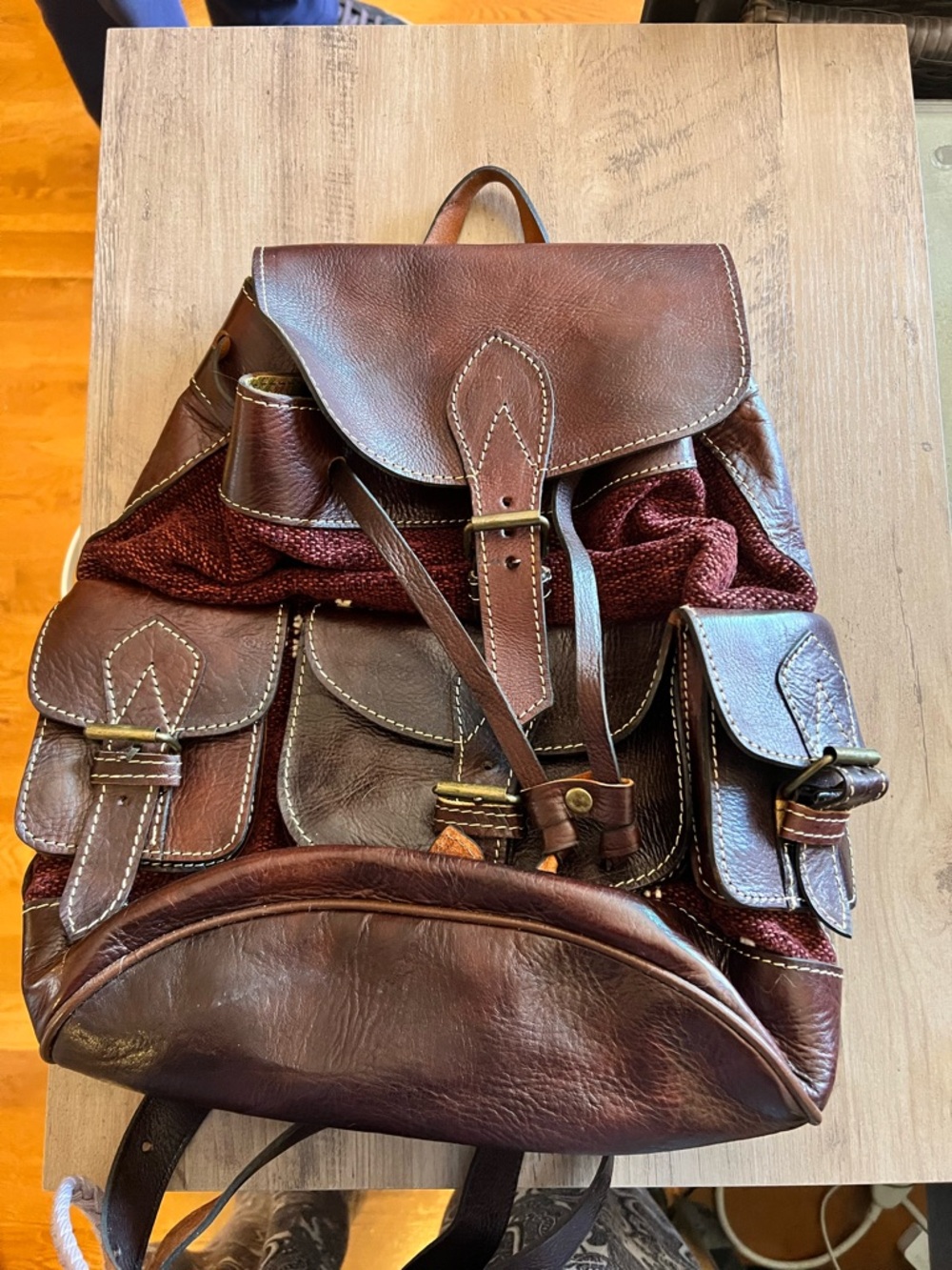 Old trend Brown Leather Backpack with Front Pockets